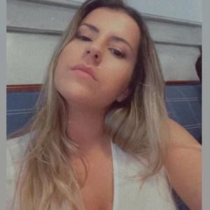 Meet your Posher, Cansu